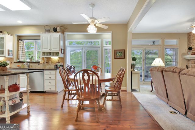 110 Sunset Court, Senoia, GA 30276