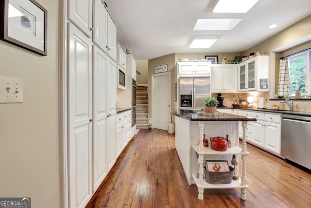 110 Sunset Court, Senoia, GA 30276