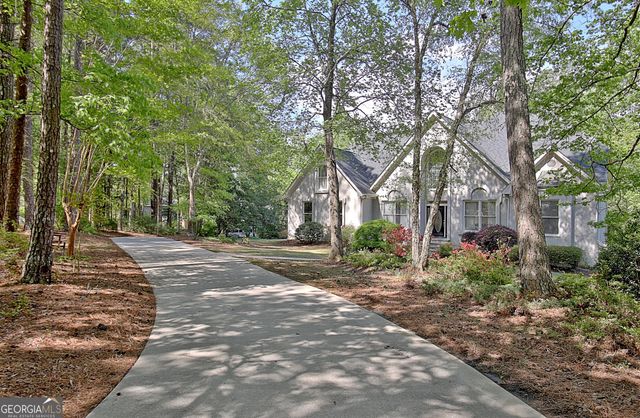 110 Sunset Court, Senoia, GA 30276