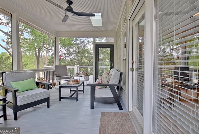 110 Sunset Court, Senoia, GA 30276