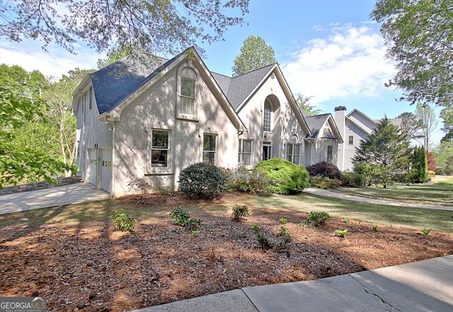 110 Sunset Court, Senoia, GA 30276