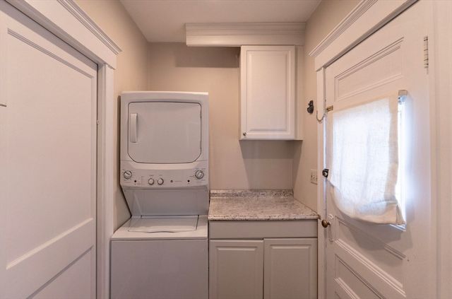 1000 South St, Boston, MA 02131