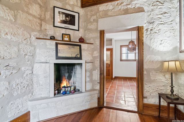 221 Madison, San Antonio, TX 78204