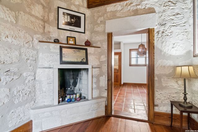 221 Madison, San Antonio, TX 78204