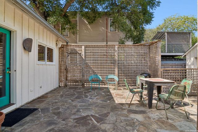 221 Madison, San Antonio, TX 78204