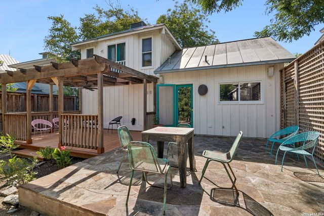 221 Madison, San Antonio, TX 78204