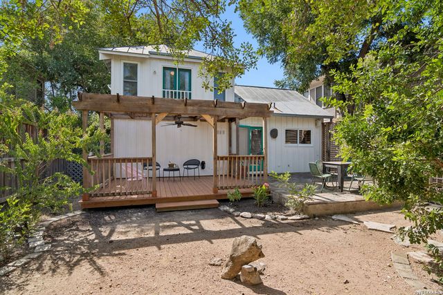 221 Madison, San Antonio, TX 78204