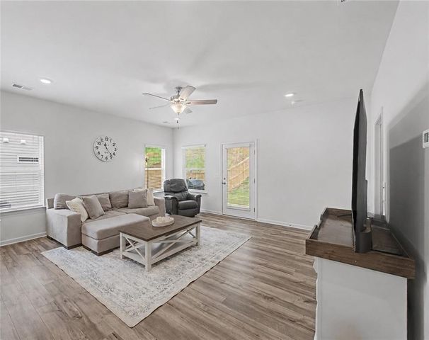 103 Sycamore Lane, Calhoun, GA 30701