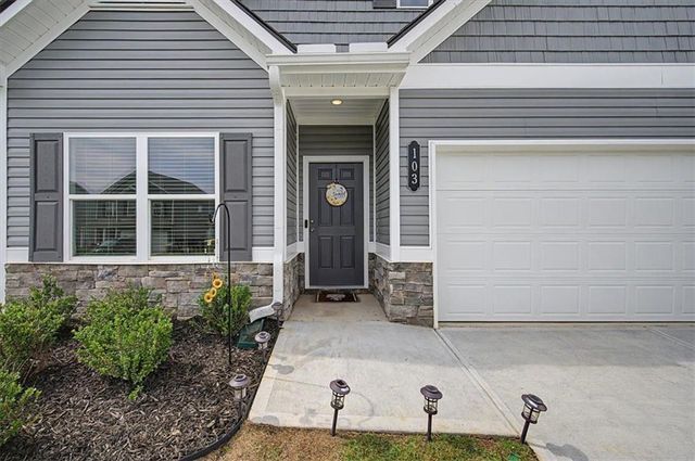 103 Sycamore Lane, Calhoun, GA 30701
