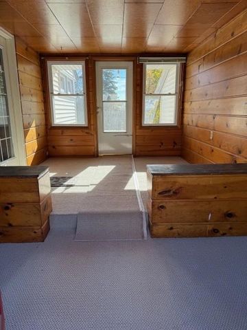 501 6th Street NW, Elk River, MN 55330