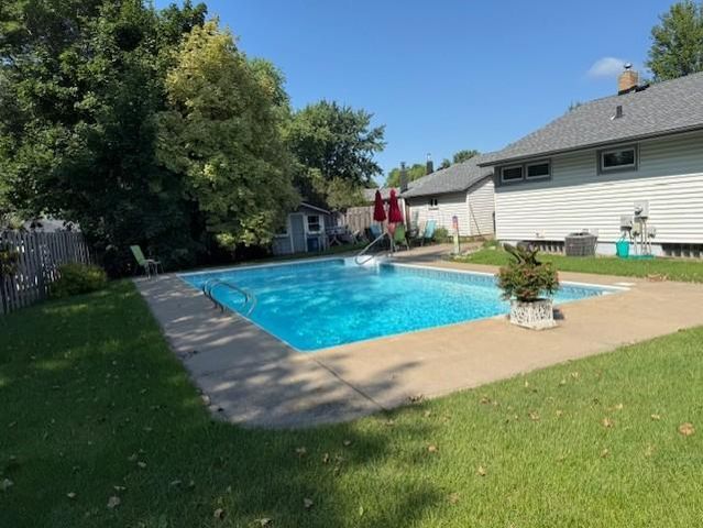 501 6th Street NW, Elk River, MN 55330