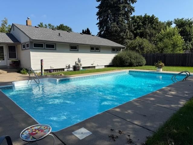 501 6th Street NW, Elk River, MN 55330