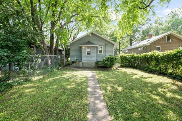 3932 45th Avenue S, Minneapolis, MN 55406