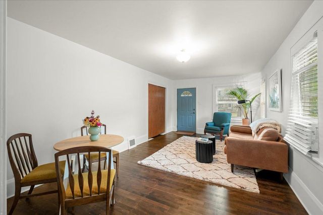 3932 45th Avenue S, Minneapolis, MN 55406