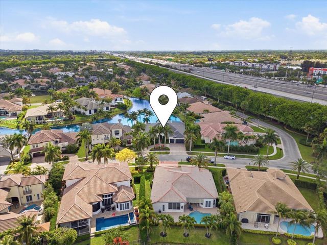 770 Leigh Palm Ave, Plantation, FL 33324
