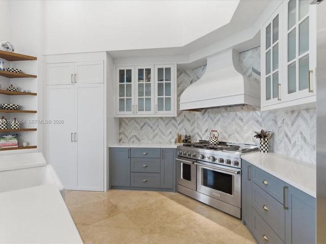770 Leigh Palm Ave, Plantation, FL 33324