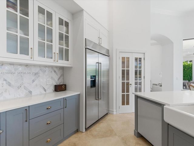 770 Leigh Palm Ave, Plantation, FL 33324
