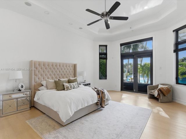 770 Leigh Palm Ave, Plantation, FL 33324