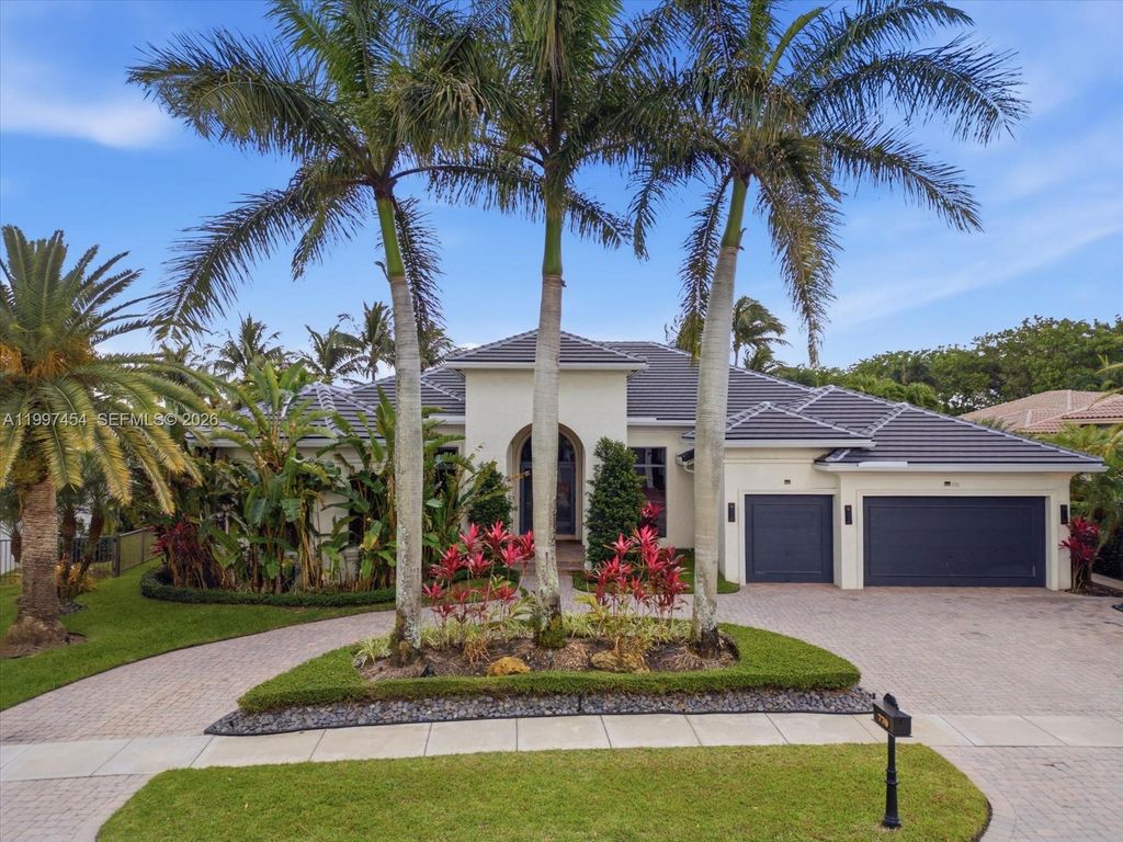 770 Leigh Palm Ave, Plantation, FL 33324
