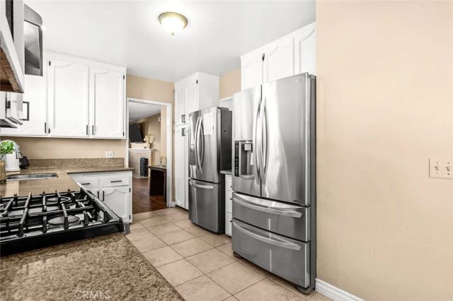 10502 S 8th Place, Inglewood, CA 90303