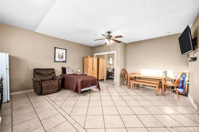 10502 S 8th Place, Inglewood, CA 90303