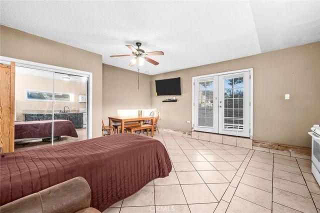 10502 S 8th Place, Inglewood, CA 90303