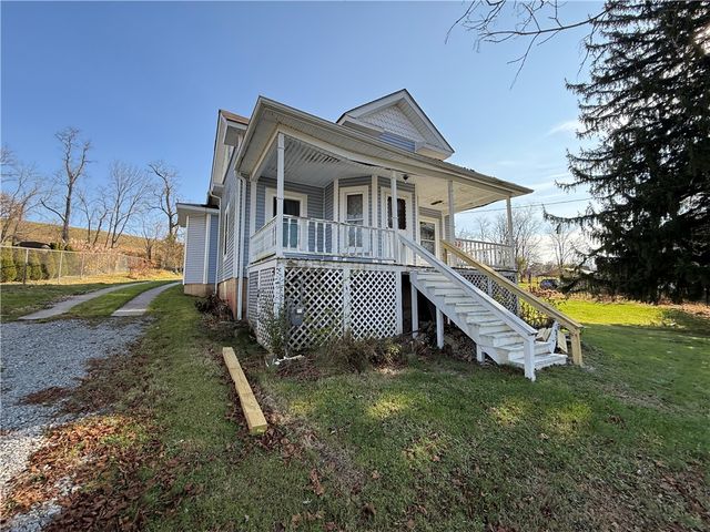 3256 Constitution Blvd, Blaine Twp, PA 15323