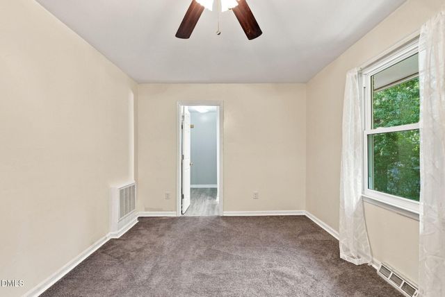 1512 Carroll Heights Road, Zebulon, NC 27597