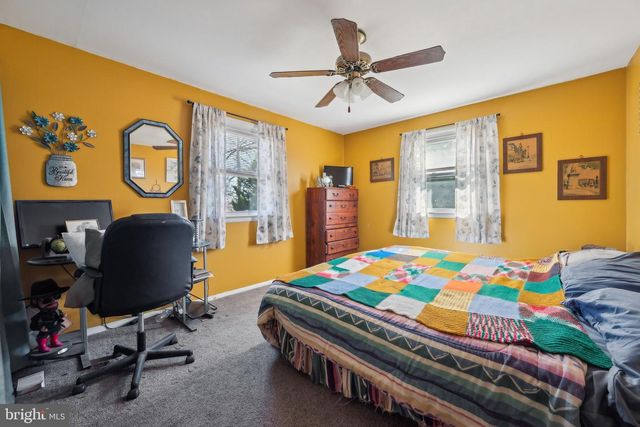 518 GREENWOOD AVE, Delran, NJ 08075