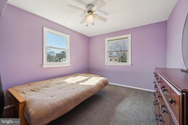 518 GREENWOOD AVE, Delran, NJ 08075