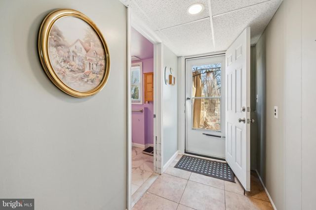 518 GREENWOOD AVE, Delran, NJ 08075