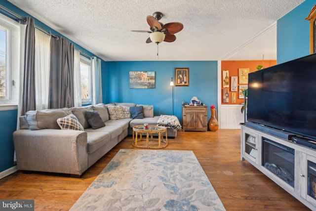 518 GREENWOOD AVE, Delran, NJ 08075