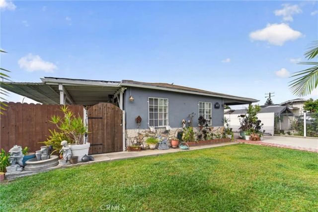 400 West Maple Street, Compton, CA 90220