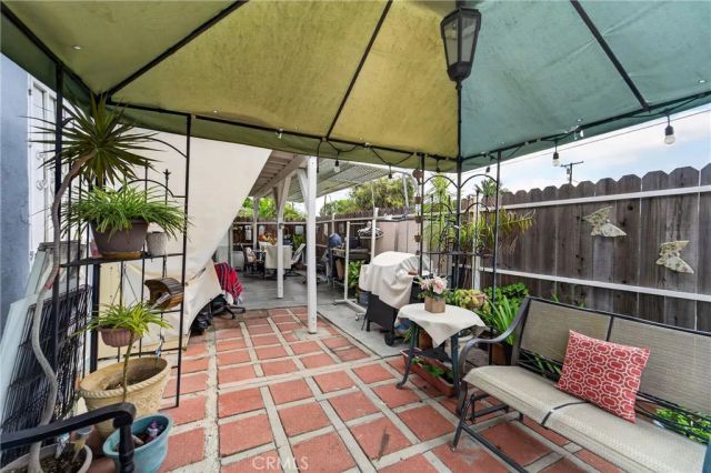 400 West Maple Street, Compton, CA 90220