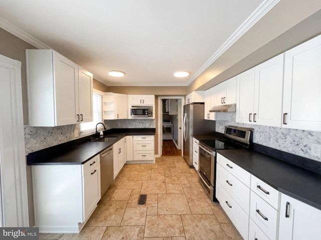 3512 MAJESTIC LN, Bowie, MD 20715