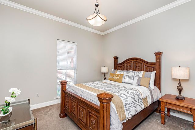 2402 S Turnberry Ave, Zachary, LA 70791