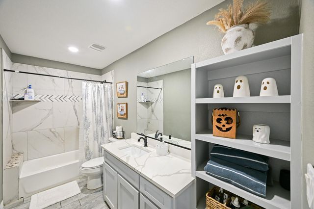 6518 Letcher Street, Houston, TX 77028