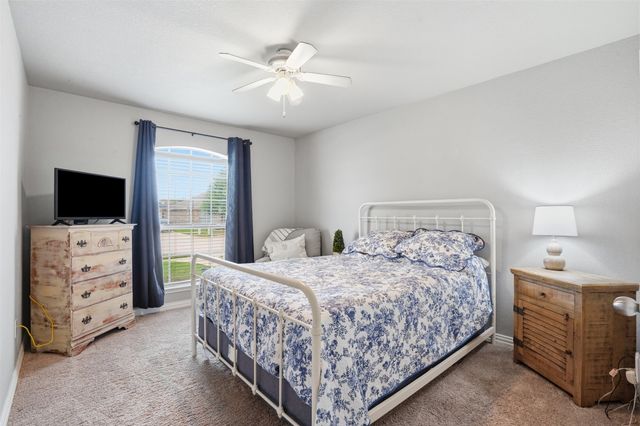 924 Crowder Drive, Crowley, TX 76036