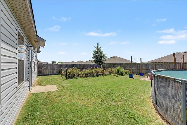 801 NW 69th Avenue, Bentonville, AR 72713