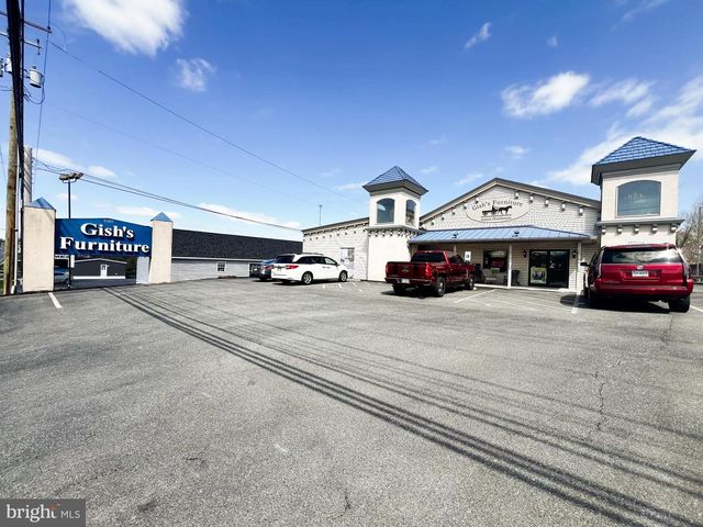 2191-93 LINCOLN HWY E, Lancaster, PA 17602