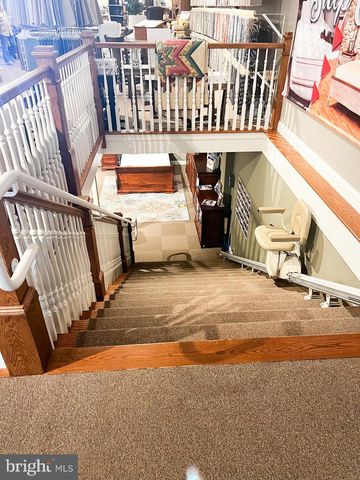 2191-93 LINCOLN HWY E, Lancaster, PA 17602