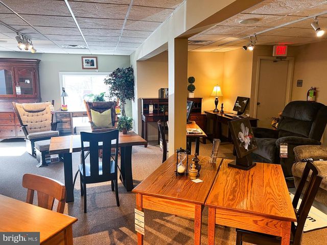2191-93 LINCOLN HWY E, Lancaster, PA 17602