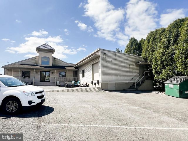 2191-93 LINCOLN HWY E, Lancaster, PA 17602
