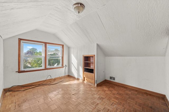 1430 S 10th Avenue, Maywood, IL 60153