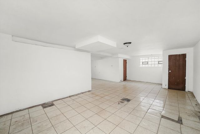 1430 S 10th Avenue, Maywood, IL 60153