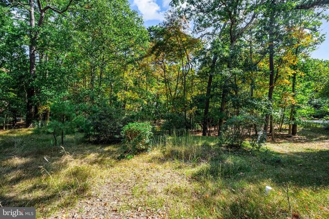 100 HINCHMAN ROAD, Medford, NJ 08055