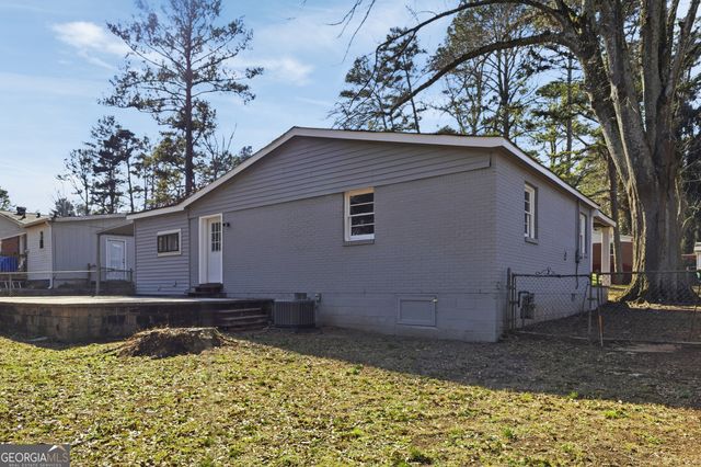 4810 Bartlett Road, Forest Park, GA 30297