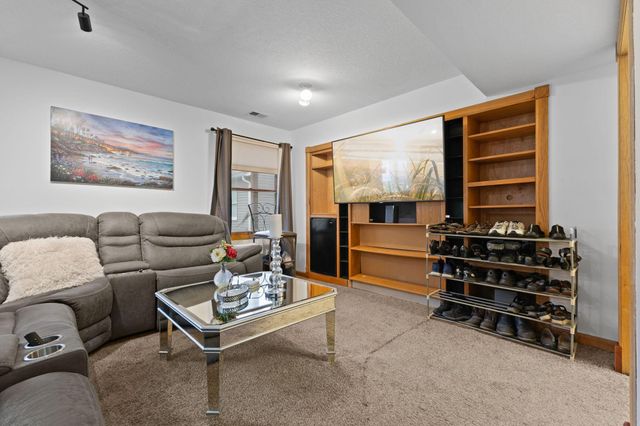 5408 Egan Drive, Savage, MN 55378