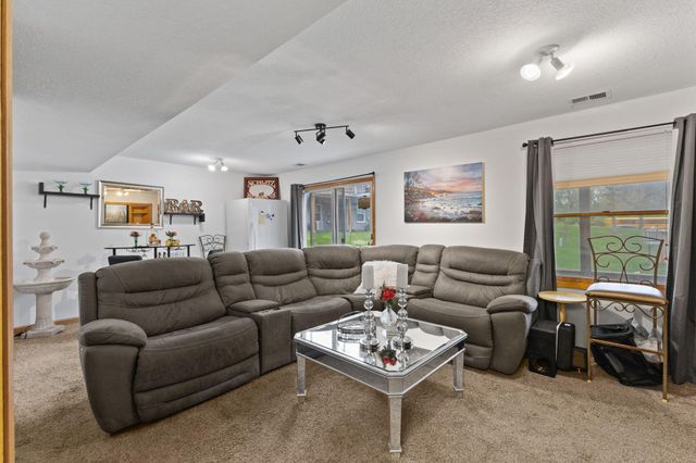 5408 Egan Drive, Savage, MN 55378