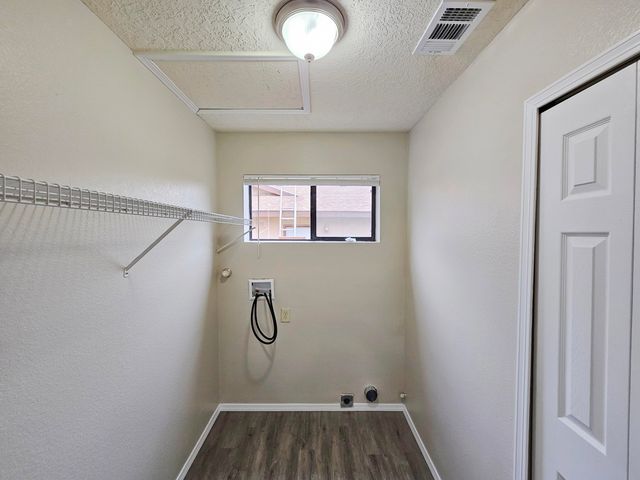 1905 ROANOKE Drive NE, Rio Rancho, NM 87144